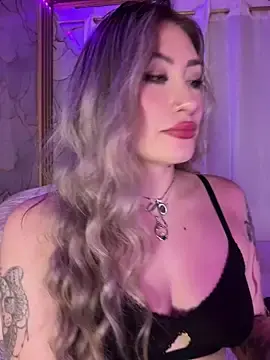 Stripchat Best Webcam of Lally_Valencia__