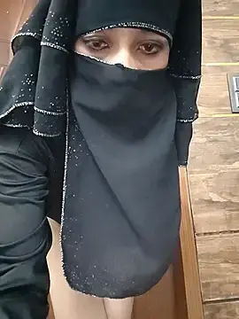 Stripchat Nude Webcam of Noorkhatoon