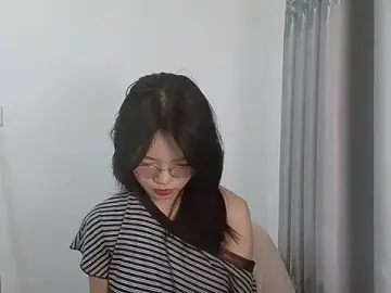 Stripchat Best Webcam of coco-zh