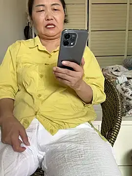 Stripchat Adult Webcam of hannzn