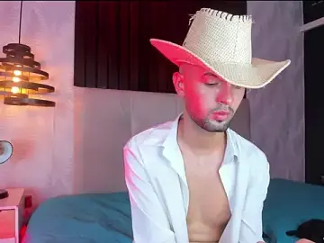 Stripchat Best live sex cam show of Ian_Valenti