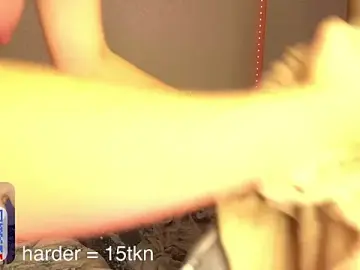 Stripchat Nude Webcam of cream_fucks