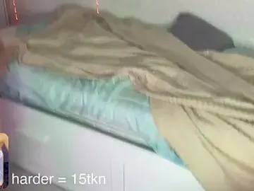 Stripchat Live Sex of cream_fucks