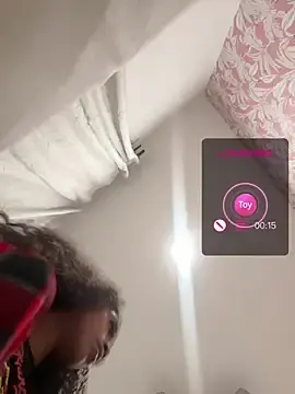 Stripchat Free Porn Cam of mismialove