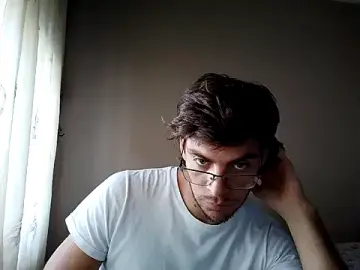 Stripchat Sex Cam of GringoDelicius