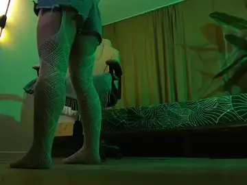 Stripchat Sex Chat of Kira_Miragee