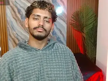 Stripchat Adult Video Chat of milo_tay