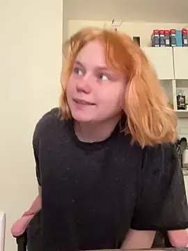 Stripchat Live Sex Cam of soft_focus