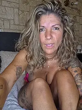 Stripchat Live Sex Cam of Dreamlove1