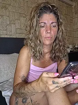 Stripchat Free Porn Cam of Dreamlove1