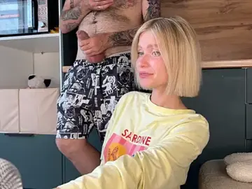 Stripchat Free Live Porn of Adelovenick