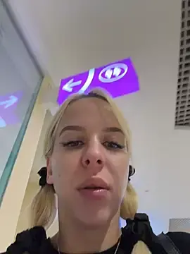 Stripchat Sex Chat of LikaCat