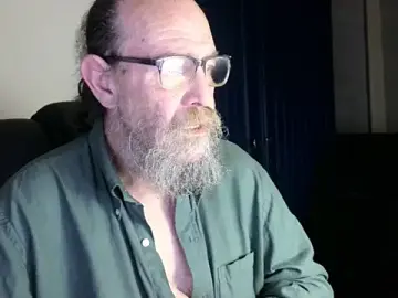 Stripchat Live Sex Cam of Uncle_Hottie