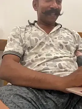 Stripchat Free Live Porn of hosur_horny