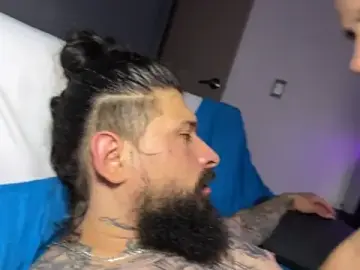 Stripchat Sex Cam of queenryan