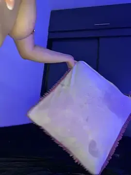 Stripchat Sex Cam of queenryan