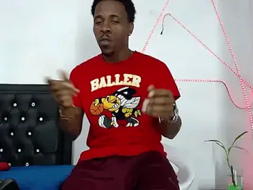 Stripchat Free Porn Cam of Damian_hart_24CM