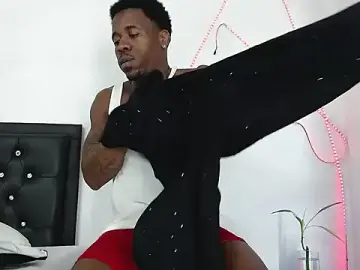 Stripchat Live Sex of Damian_hart_24CM