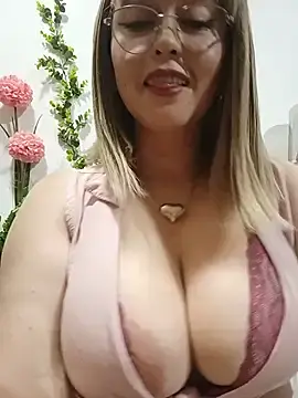 Stripchat Live Porn of Katy__A