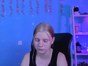 Stripchat Free Porn Cam of bella_sky11