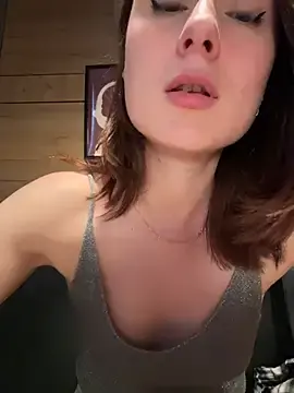 Stripchat Sex Cam of Dina_Tease