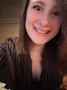 Stripchat Nude Webcam of Dina_Tease