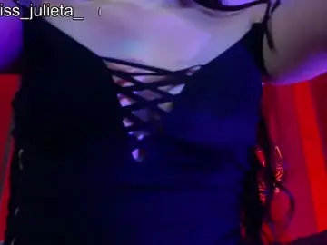 Stripchat Free Live Porn of Julieta_Russell