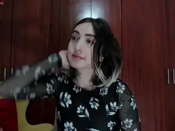 Stripchat Free Porn Cam of carly_grasso