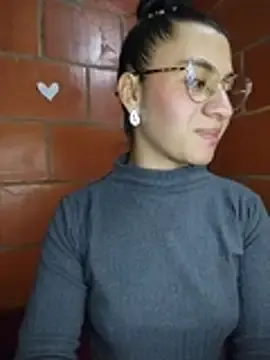 Stripchat Free Live Porn of Amanda_x1