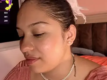 Stripchat Free Live Porn of Shara_dreams