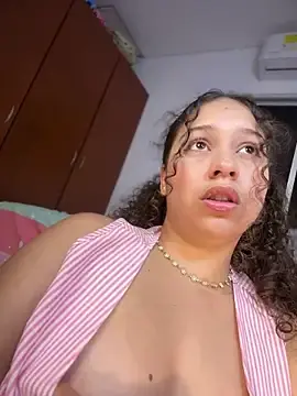 Stripchat Adult Video Chat of Shara_dreams