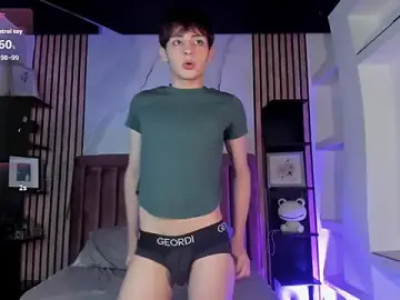 Stripchat Adult Webcams of MathiasGreen_
