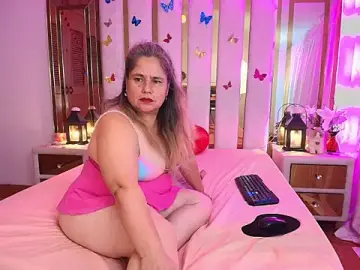 Stripchat Adult Webcam of AnyelaGitanaMature