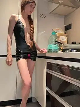 Stripchat Free Live Porn of MissAndKiss