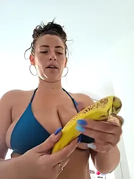 Stripchat Live Porn of Sapphir3xoxo