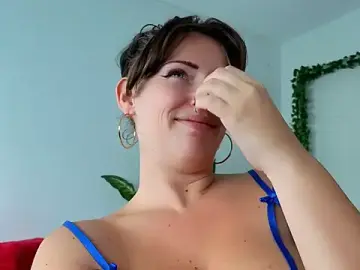 Stripchat Live Sex of Sapphir3xoxo