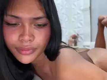 Stripchat Sex Cam of Yourbaby_angelx