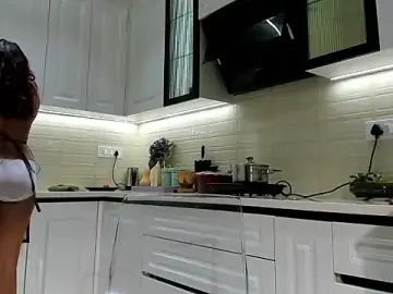 Stripchat Adult Webcam of Bad_Girl_Kayra69