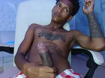 Stripchat Nude Webcam of ManSant