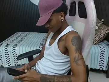 Stripchat Live Sex Cam of ManSant