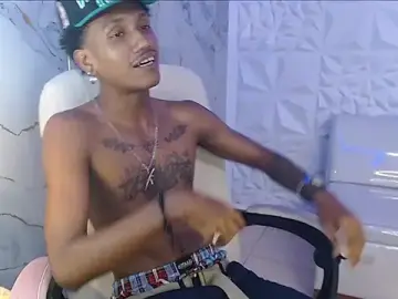 Stripchat Adult Webcam of ManSant