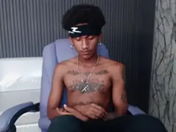 Stripchat Nude Webcam of ManSant