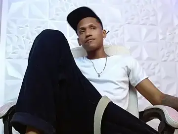 Stripchat Watch Live Sex Cams of ManSant