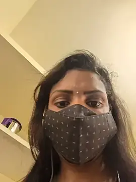 Stripchat Adult Video Chat of tamil_Riya143