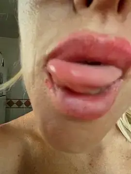 Stripchat Best live sex cam show of Manuerlaruby