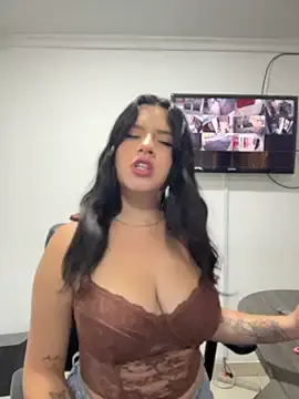 Stripchat Live Sex of SaraBraun_