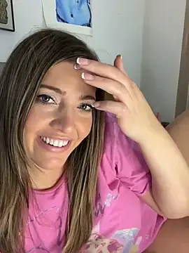 Stripchat Nude Webcam of hollyharmd