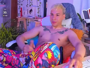 Stripchat Private Sex Chat of petter_coleman_