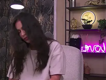 Stripchat Best live sex cam show of reyabaines