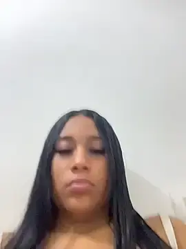 Stripchat Free Porn Cam of ISIS__DOLL